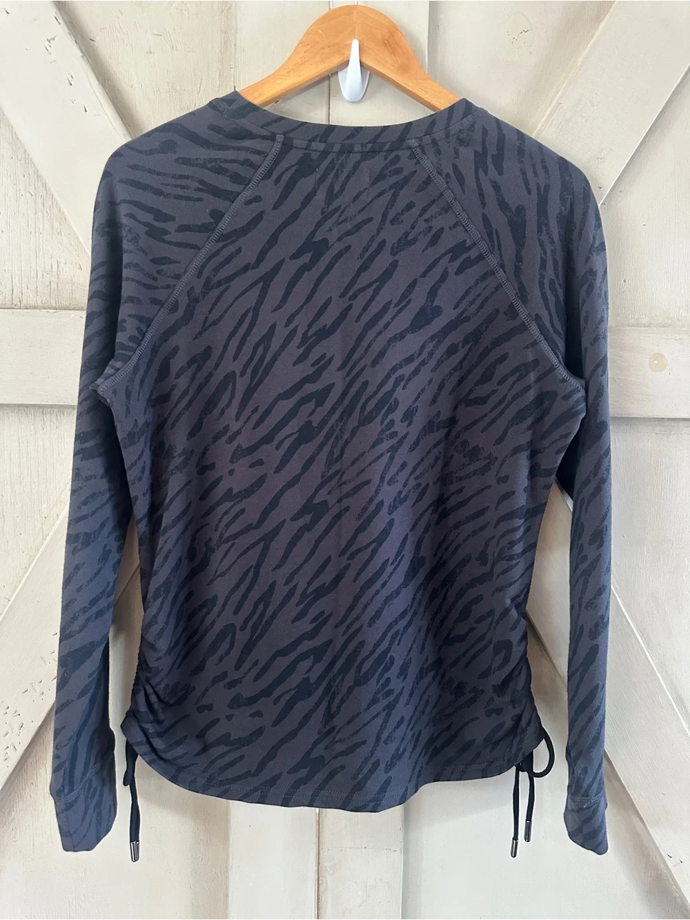 Pact Organic Cotton Animal Print Raglan Top Ruched Side Tie Long Sleeve M